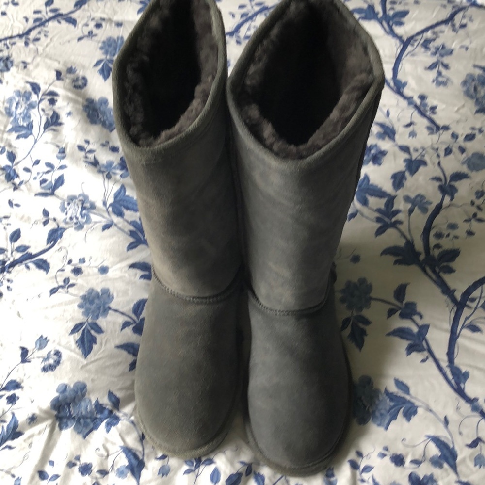 Tall, gray BearPaw suede boots